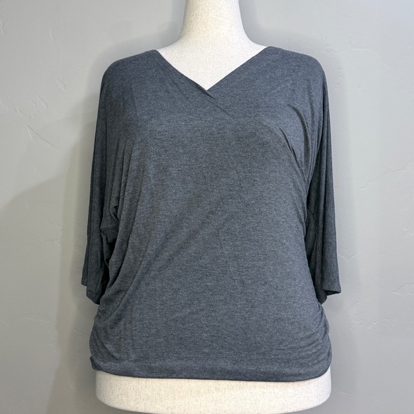 In'Voland Plus Size Gray Draped Dolman Sleeve Top – Size 18W - Picture 1 of 6